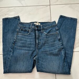 Madewell classic high rise  straight jeans size 25
